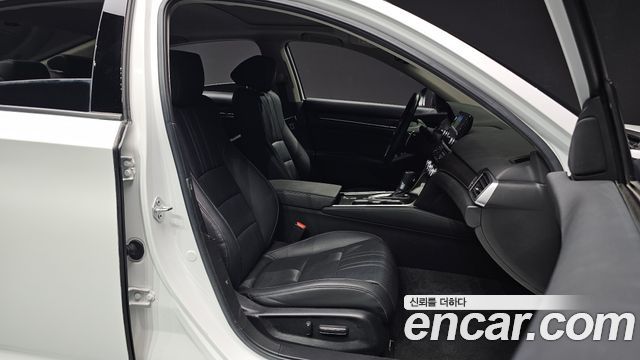 Honda Accord 2021 — photo 10
