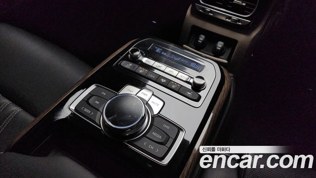 Genesis G90 2021 — photo 19