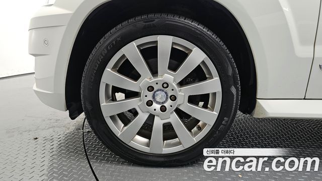 Mercedes-Benz GLK-Class 2010 — photo 5