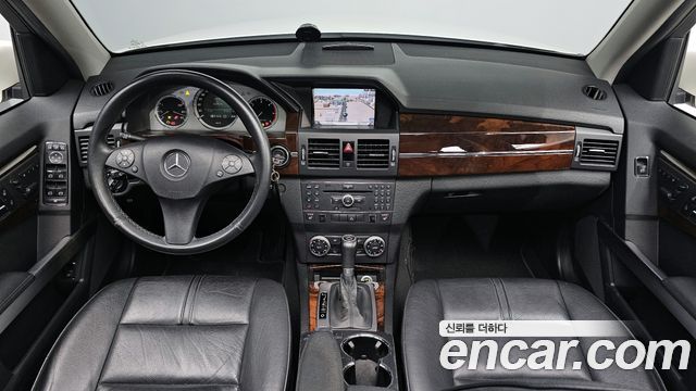 Mercedes-Benz GLK-Class 2010 — photo 7