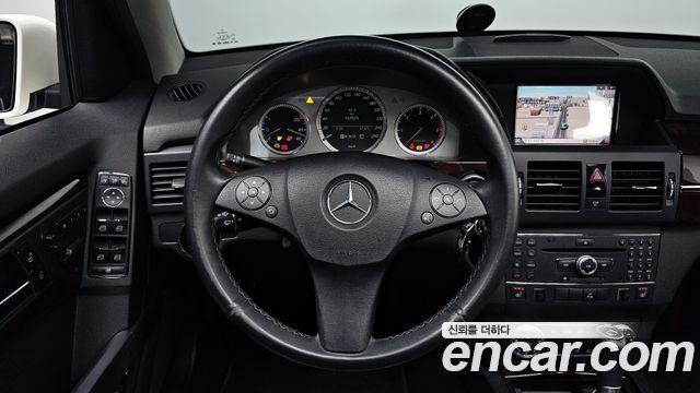 Mercedes-Benz GLK-Class 2010 — photo 13