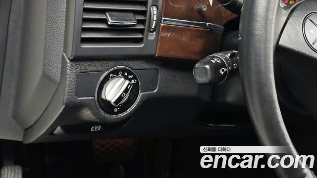 Mercedes-Benz GLK-Class 2010 — photo 16