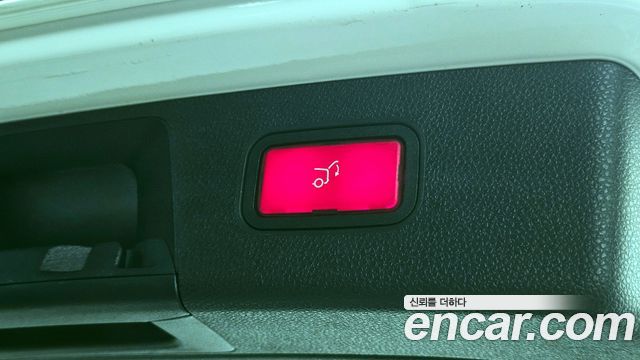 Mercedes-Benz GLK-Class 2010 — photo 17