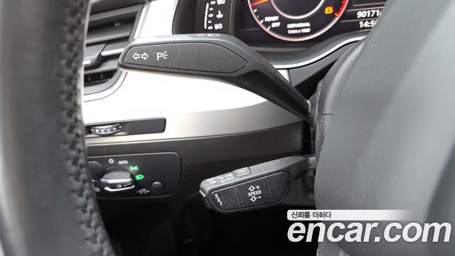 Audi Q7 2019 — photo 17
