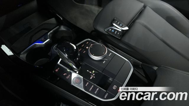BMW 2-Series 2023 — photo 9