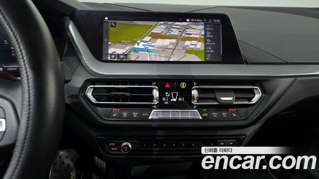 BMW 2-Series 2023 — photo 16
