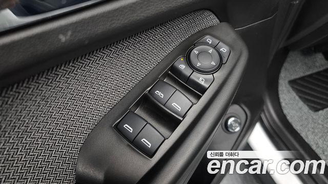 Chevrolet Korea Trailblazer 2022 — photo 12