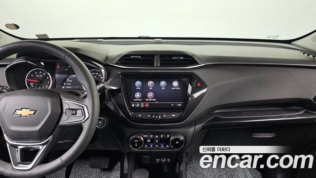 Chevrolet Korea Trailblazer 2022 — photo 15