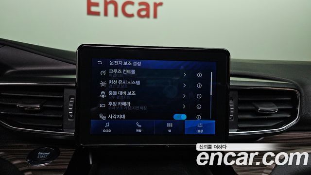Ford Explorer 2022 — photo 16