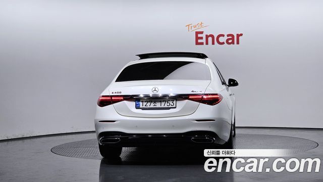 Mercedes-Benz S-Class 2022 — photo 4