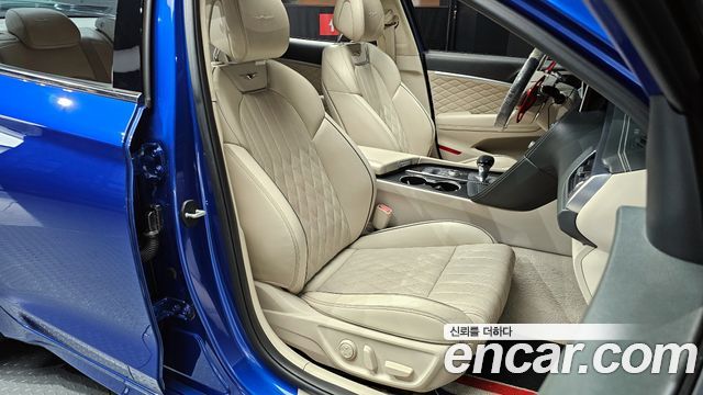 Genesis G70 2019 — photo 10