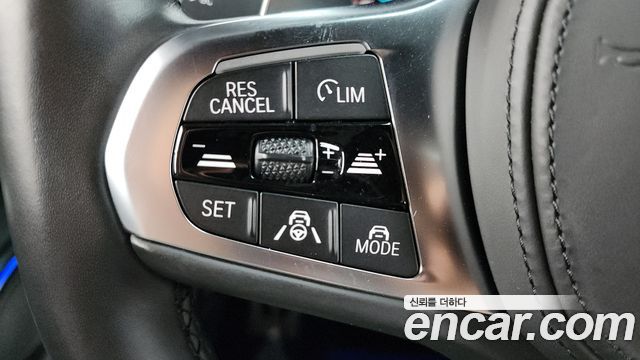 BMW 3-Series 2021 — photo 17