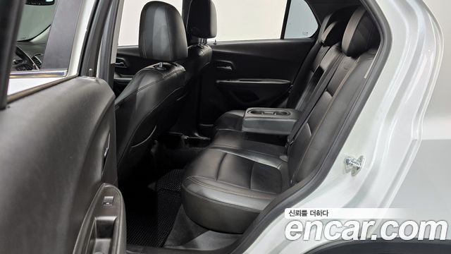 Chevrolet Korea Trax 2017 — photo 13