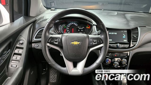 Chevrolet Korea Trax 2017 — photo 14