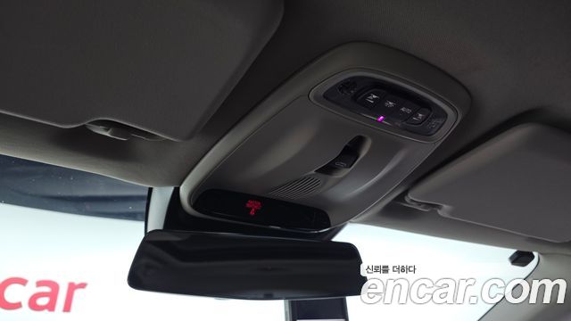 Volvo V40 2014 — photo 19