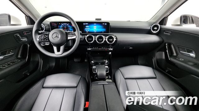 Mercedes-Benz A-Class 2020 — photo 7