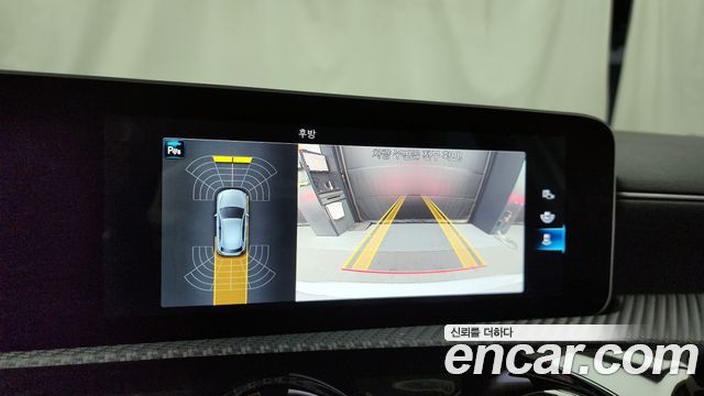 Mercedes-Benz A-Class 2020 — photo 15
