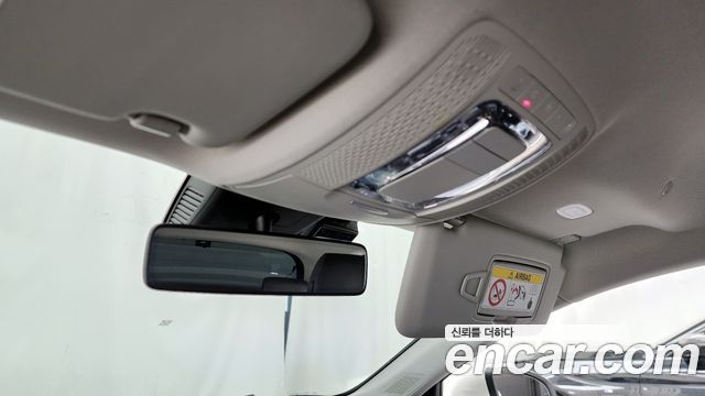 Mercedes-Benz A-Class 2020 — photo 18