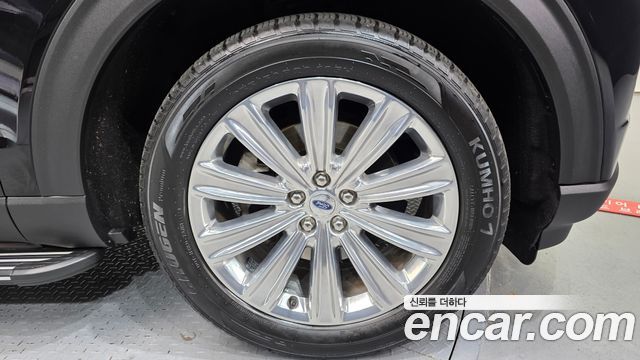 Ford Explorer 2020 — photo 5