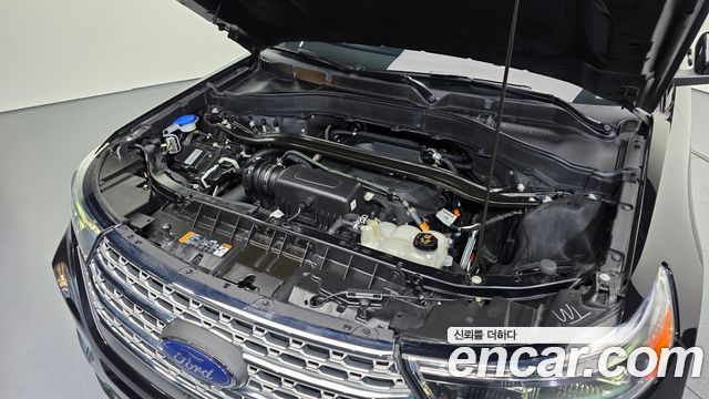 Ford Explorer 2020 — photo 6