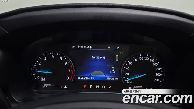 Ford Explorer 2020 — photo 8