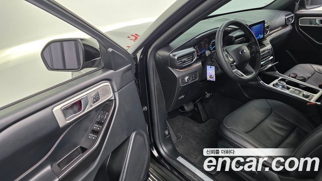 Ford Explorer 2020 — photo 12