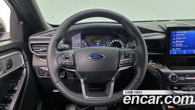 Ford Explorer 2020 — photo 14