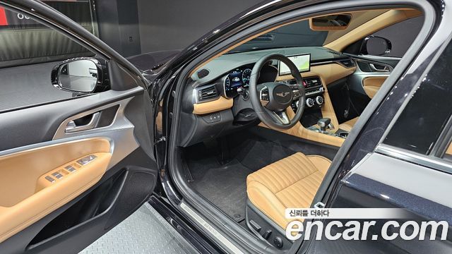Genesis G70 2021 — photo 11
