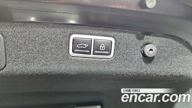 Genesis G70 2021 — photo 20