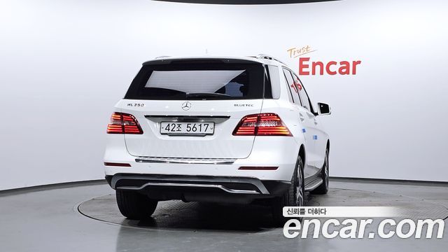 Mercedes-Benz M-class 2014 — photo 4