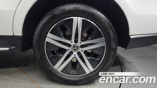 Mercedes-Benz M-class 2014 — photo 5