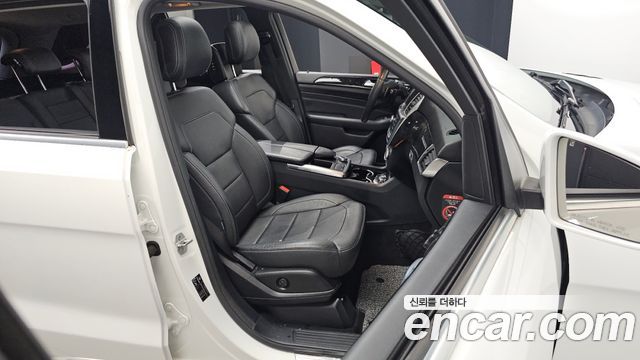 Mercedes-Benz M-class 2014 — photo 12