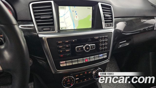 Mercedes-Benz M-class 2014 — photo 16