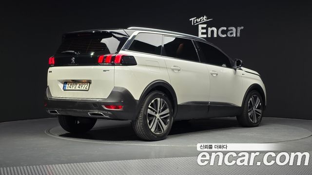 Peugeot 5008 2019 — photo 2