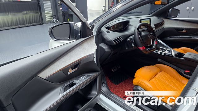 Peugeot 5008 2019 — photo 11