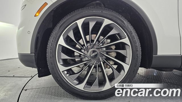 Lincoln Aviator 2023 — photo 5