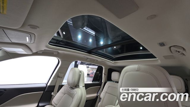 Lincoln Aviator 2023 — photo 18