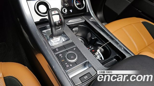 Land Rover Range Rover Sport 2020 — photo 9