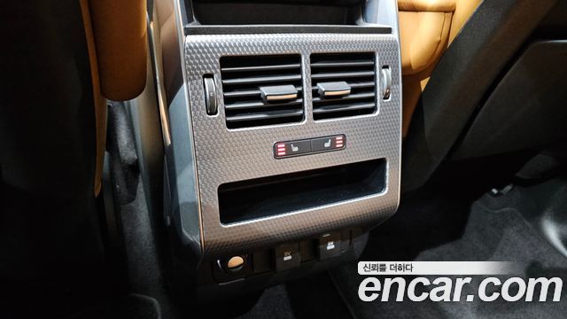 Land Rover Range Rover Sport 2020 — photo 18