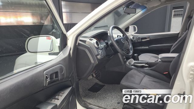 KG Mobility Actyon 2011 — photo 10