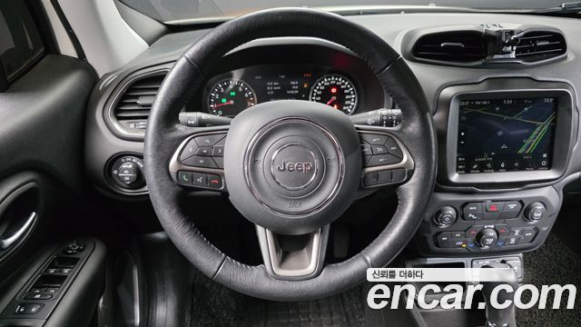 Jeep Renegade 2022 — photo 13