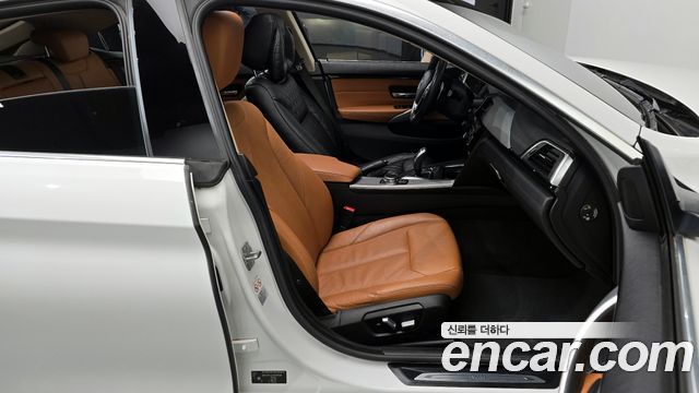 BMW 4-Series 2019 — photo 11