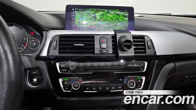 BMW 4-Series 2019 — photo 16