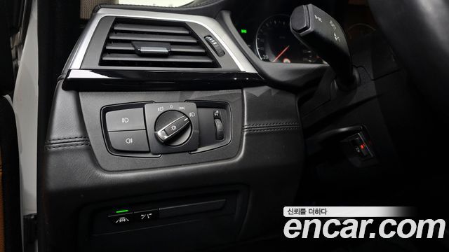 BMW 4-Series 2019 — photo 18