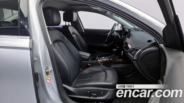 Audi A6 2014 — photo 11
