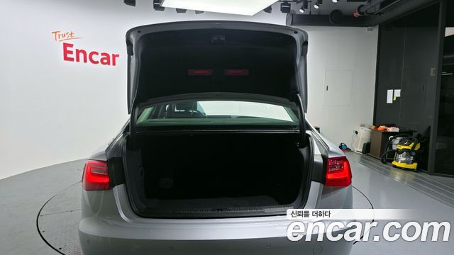 Audi A6 2014 — photo 20