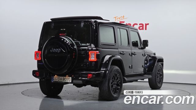 Jeep Wrangler 2022 — photo 2