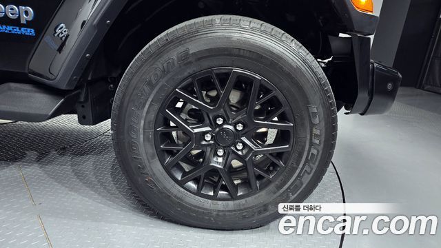 Jeep Wrangler 2022 — photo 5