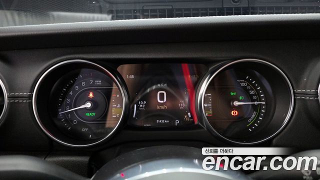 Jeep Wrangler 2022 — photo 8