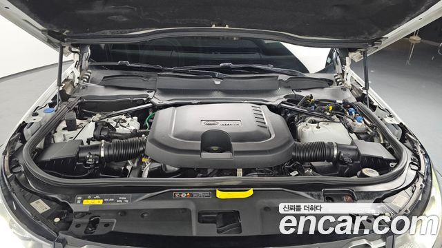 Land Rover Discovery 2022 — photo 6